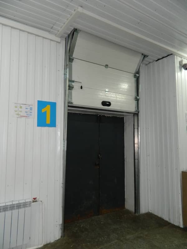 Промышленные ворота DoorHan в Иркутске с установкой